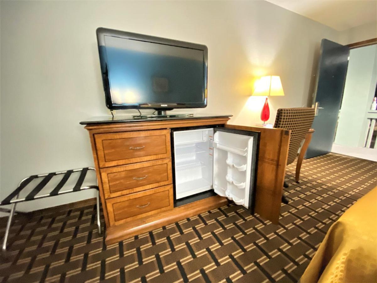 Lakes Inn Warsaw Eksteriør billede