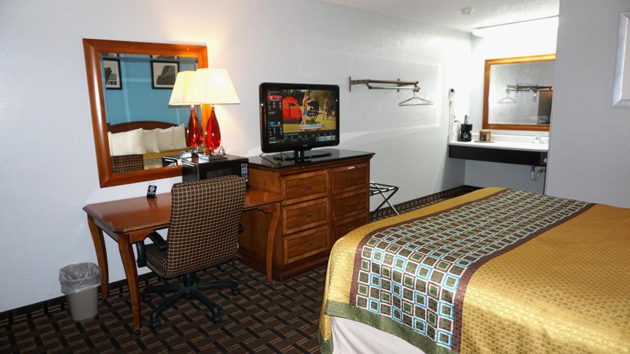 Lakes Inn Warsaw Eksteriør billede