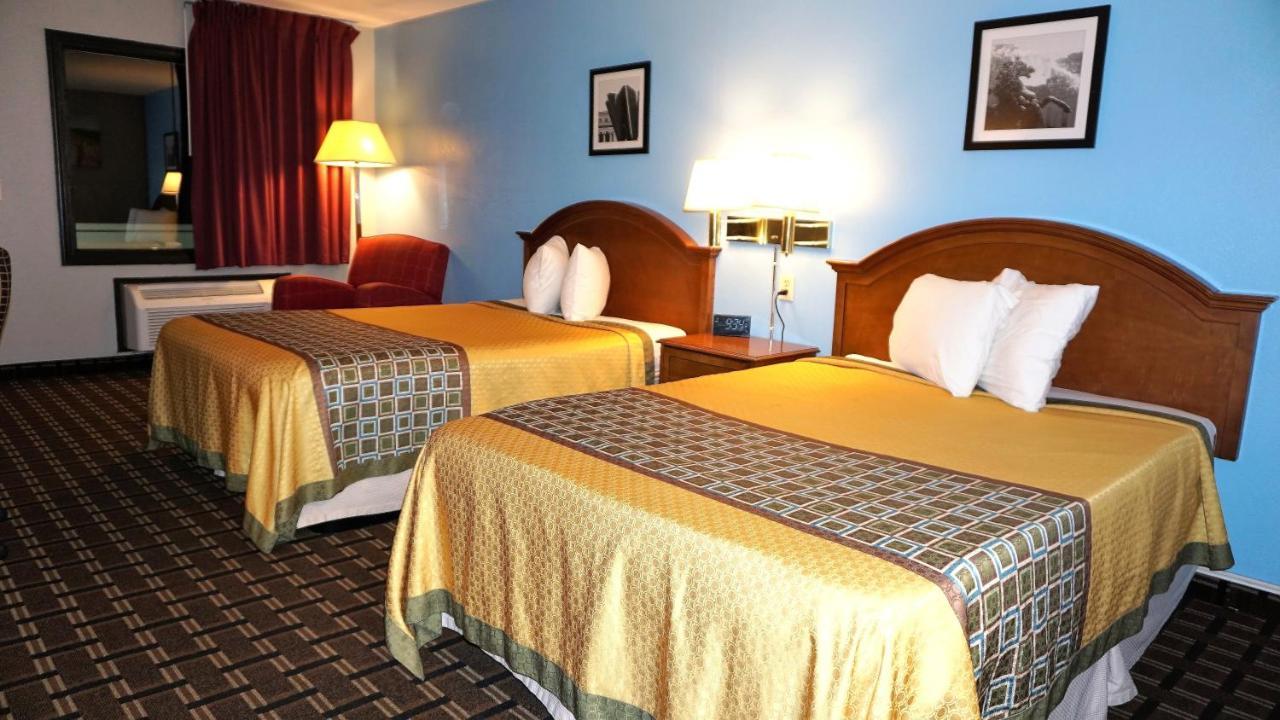 Lakes Inn Warsaw Eksteriør billede